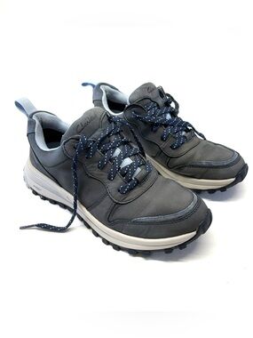 Clarks ATL Trek Free WP Waterproof Hiking Sneakers Gray Women's 7.5 M